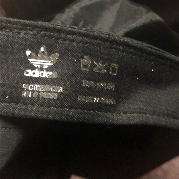 Adidas SnapBack - Picture 4 of 5